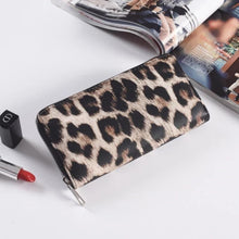 Load image into Gallery viewer, Women Classic Leopard Animal Print Long Wallets