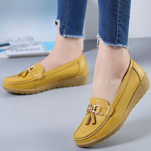 Load image into Gallery viewer, Women’s Leather Loafers Breathable Slip on Driving Shoes