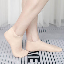 Load image into Gallery viewer, Women Foot Spa Pedicure Silicone Socks