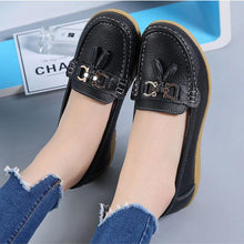 Load image into Gallery viewer, Women’s Leather Loafers Breathable Slip on Driving Shoes