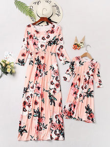NEW Casual Floral Round Neck Three Quarters Sleeve Mommy And Me Matching Dresses
