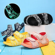 Load image into Gallery viewer, Children&#39;s Luminous Non-slip Sandals(3-7 years old)