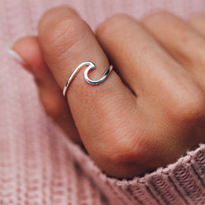 Simple Wave Ring