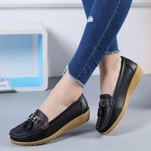 Load image into Gallery viewer, Women’s Leather Loafers Breathable Slip on Driving Shoes