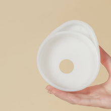 Load image into Gallery viewer, Round Silicone Egg Poacher