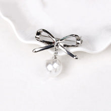 Load image into Gallery viewer, Nail-free Pearl Scarf Ring Waist Buckle