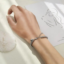 Load image into Gallery viewer, Magnetic Heart Bracelet Set