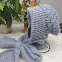 Load image into Gallery viewer, Integrated Ear Protection Windproof Cap Scarf